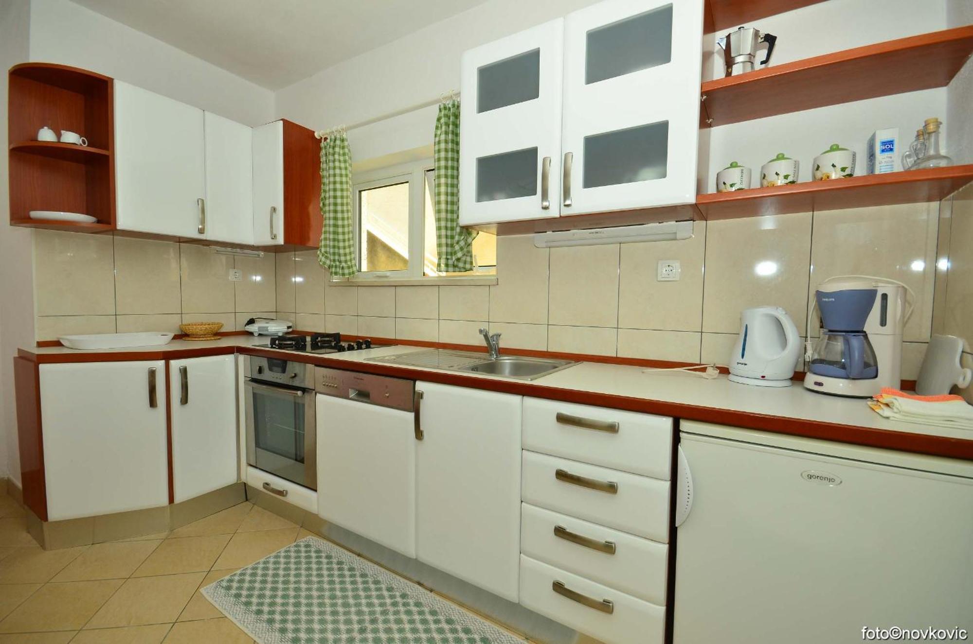 Apartments Fani Kanun Bol Zewnętrze zdjęcie