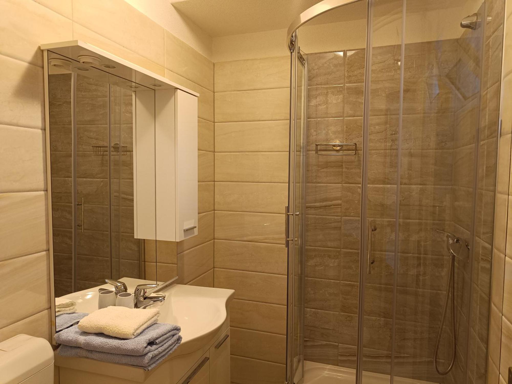 Apartments Fani Kanun Bol Zewnętrze zdjęcie